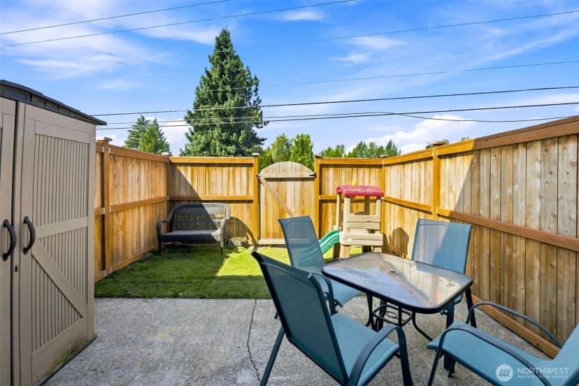 Property photo for 12418 Se 272nd Place #c, Kent photo 15