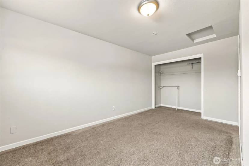 Property photo for 12418 Se 272nd Place #c, Kent photo 12