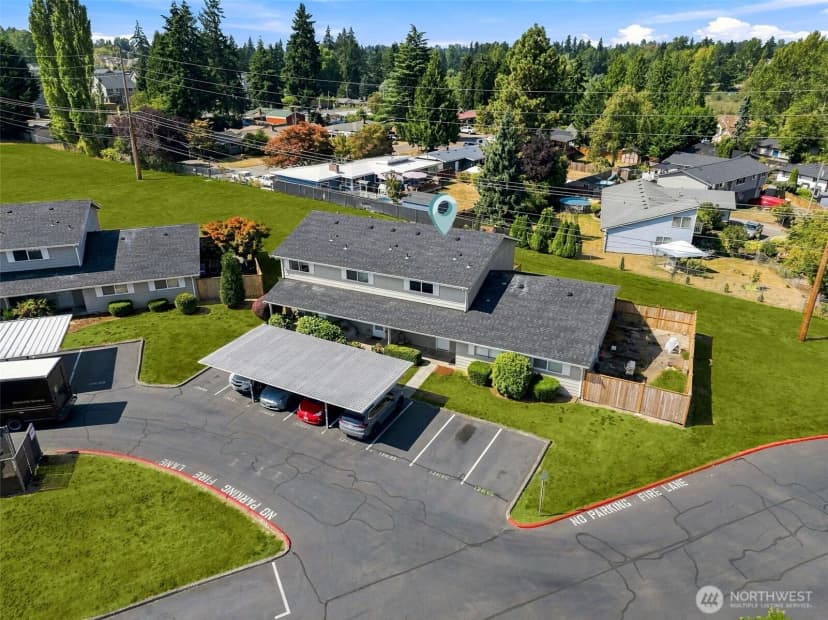Property photo for 12418 Se 272nd Place #c, Kent photo 17
