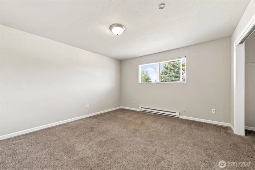 Property photo for 12418 Se 272nd Place #c, Kent photo 9
