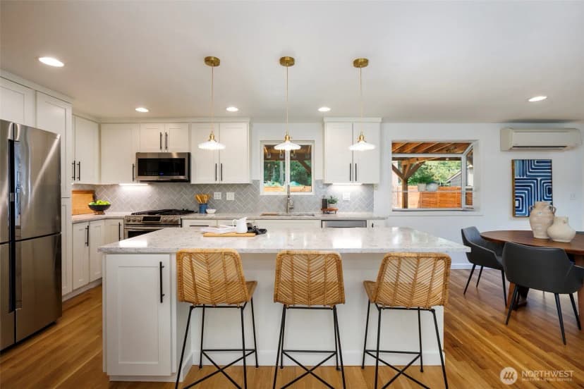 Property photo for 19704 Ne 158th Street, Woodinville photo 6