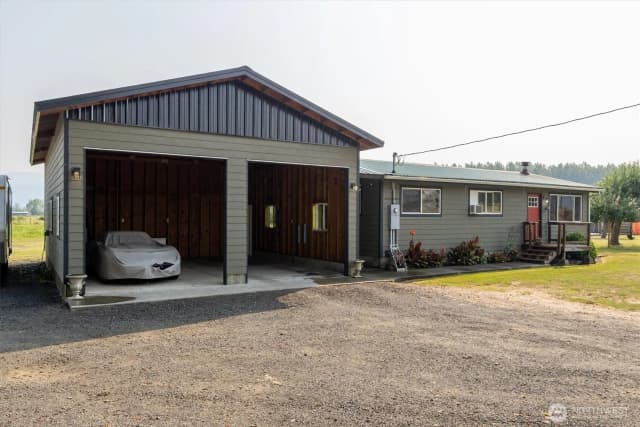 Property photo for 126 W Sunny Sands, Cathlamet photo 3