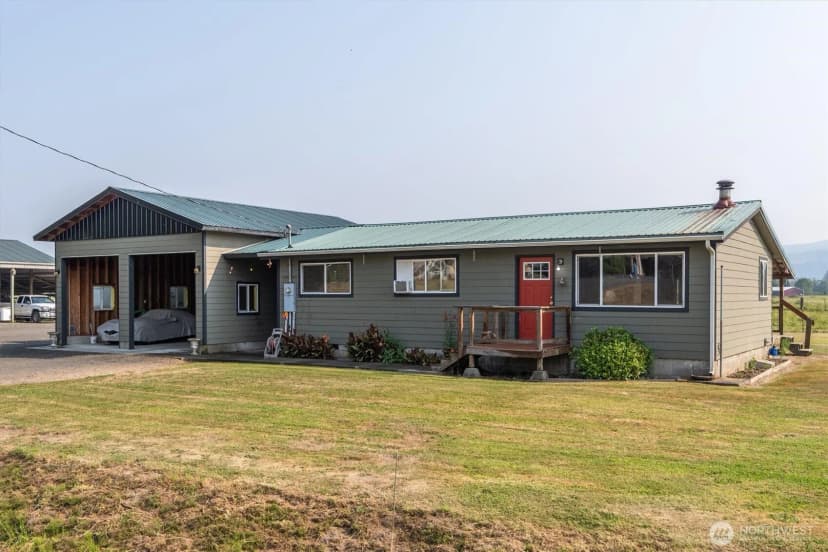 Property photo for 126 W Sunny Sands, Cathlamet photo 2