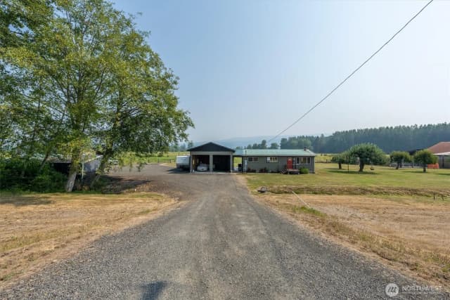 Property photo for 126 W Sunny Sands, Cathlamet photo 4