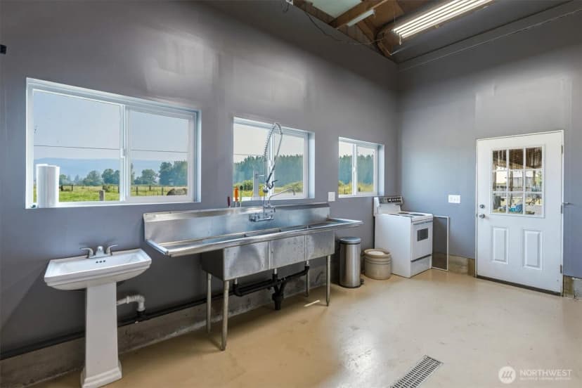 Property photo for 126 W Sunny Sands, Cathlamet photo 17