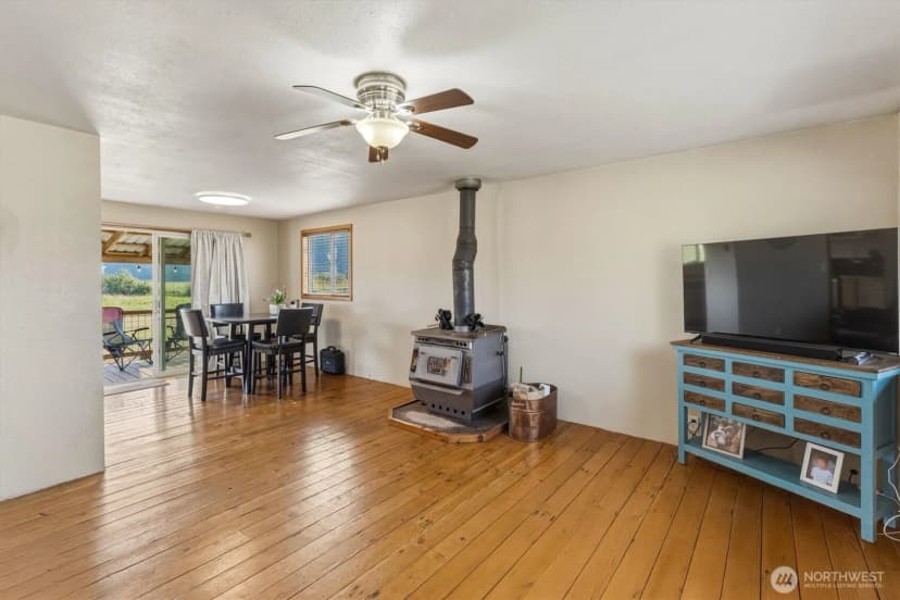 Property photo for 126 W Sunny Sands, Cathlamet photo 7