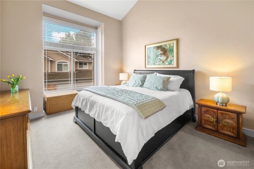 Property photo for 8630 113th Lane Ne, Kirkland photo 11
