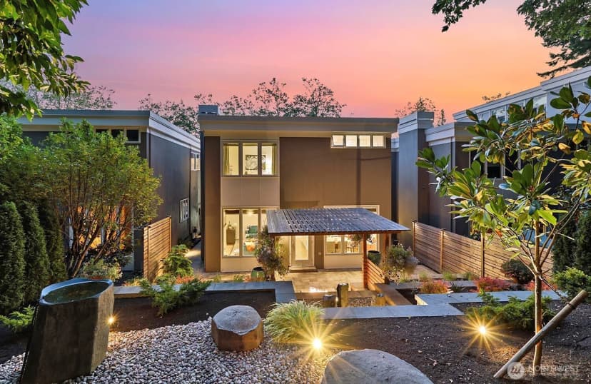 Property photo for 604 Bellevue Way Se, Bellevue