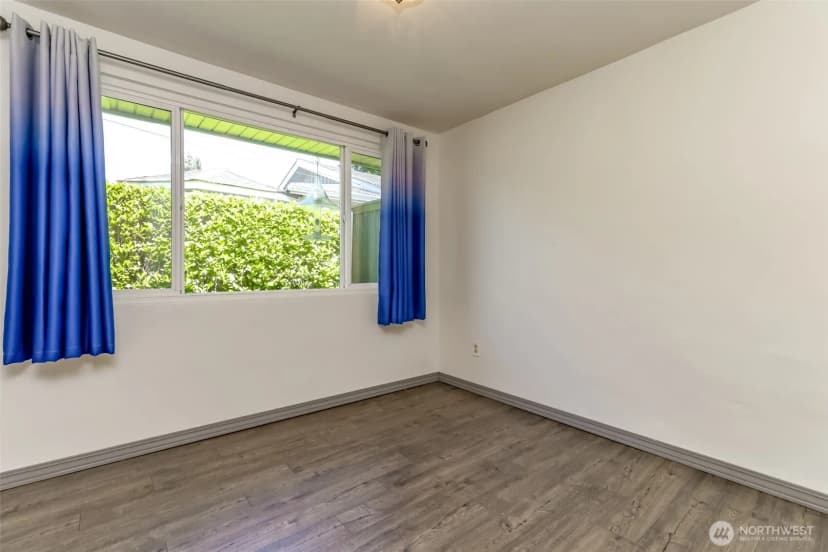 Property photo for 16016 12th Avenue Sw, Burien photo 6
