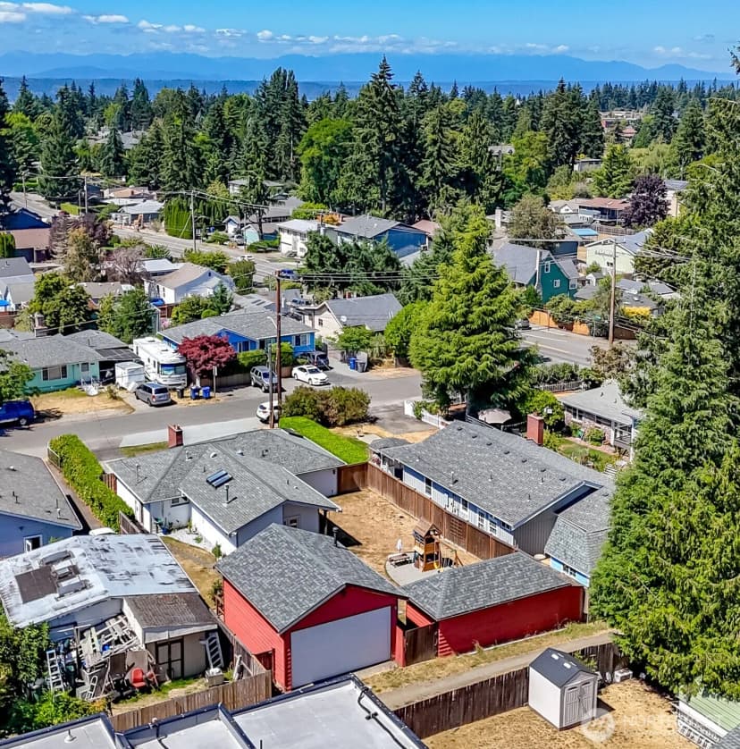Property photo for 16016 12th Avenue Sw, Burien photo 33