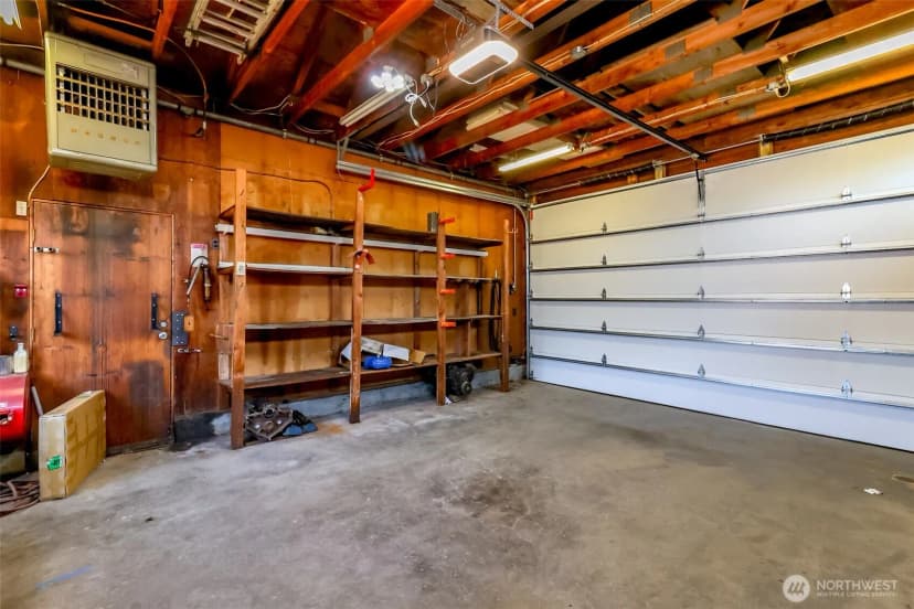 Property photo for 16016 12th Avenue Sw, Burien photo 29