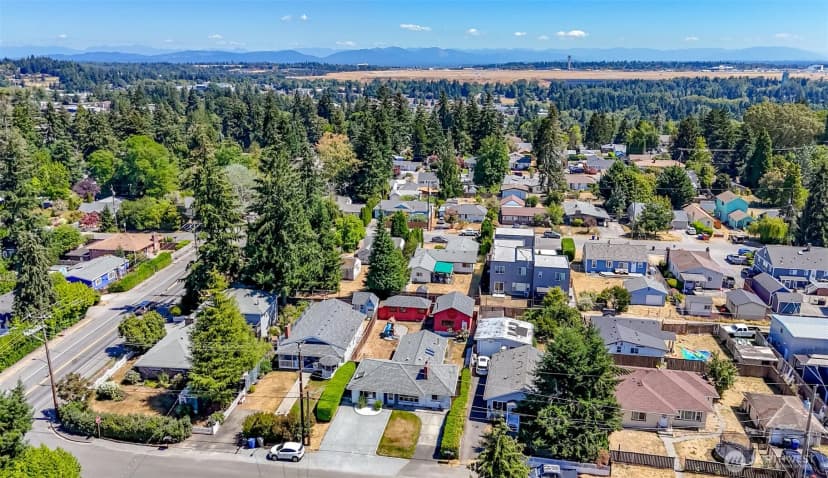 Property photo for 16016 12th Avenue Sw, Burien photo 36
