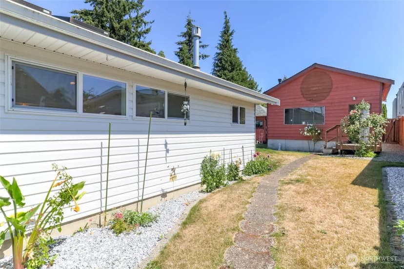 Property photo for 16016 12th Avenue Sw, Burien photo 23