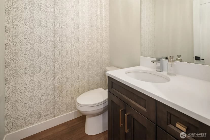 Property photo for 8902 196th Street Sw, Edmonds photo 16