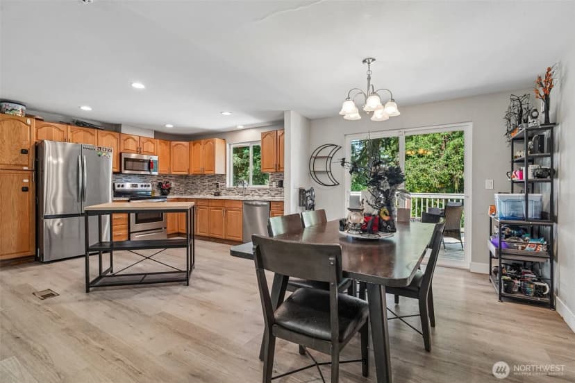 Property photo for 1705 161st Street S, Spanaway photo 8
