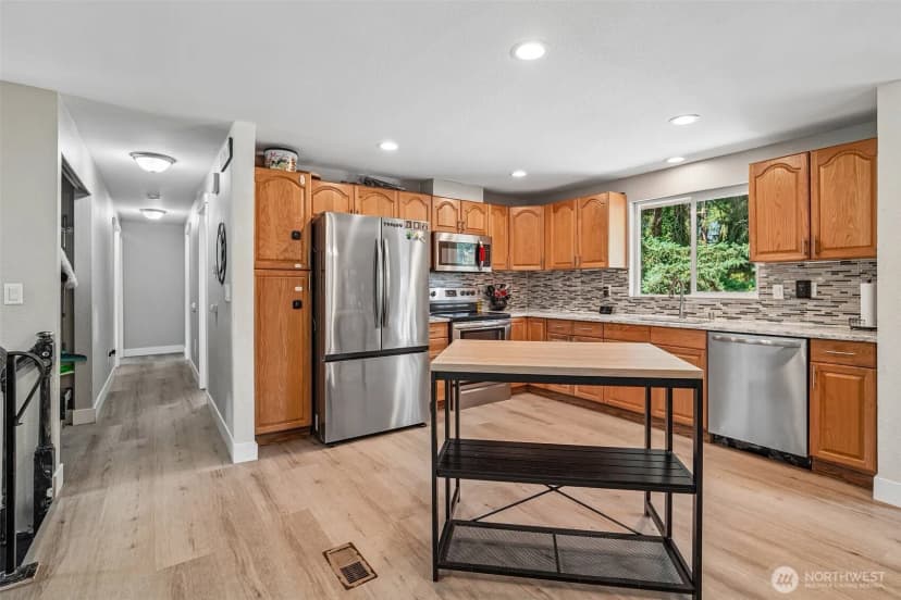 Property photo for 1705 161st Street S, Spanaway photo 9