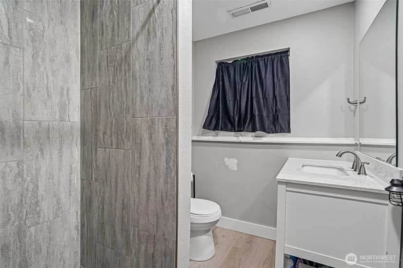 Property photo for 1705 161st Street S, Spanaway photo 27