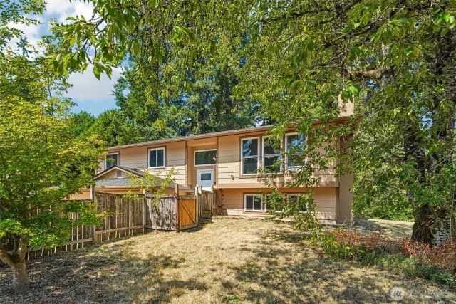 Property photo for 1705 161st Street S, Spanaway photo 2