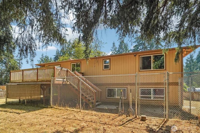 Property photo for 1705 161st Street S, Spanaway photo 33