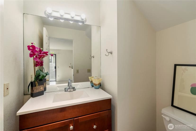 Property photo for 14119 Ne 78th Court, Redmond photo 13