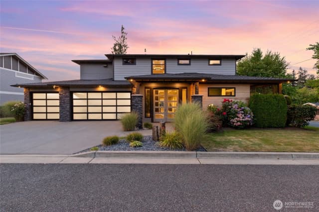 Property photo for 4620 Seahurst Avenue, Everett