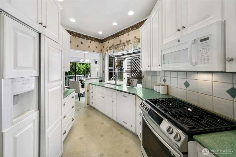 Property photo for 15000 Village Green Drive #27, Bothell photo 13
