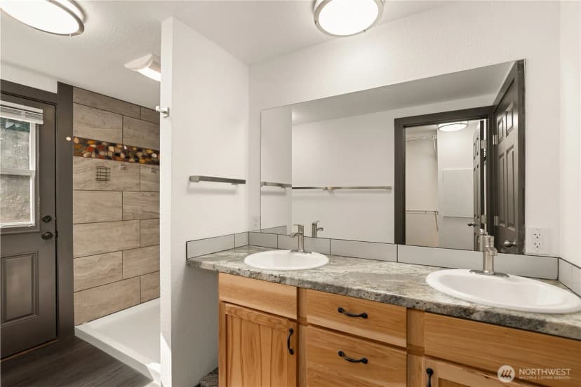 Property photo for 21610 145th Street E, Bonney Lake photo 11
