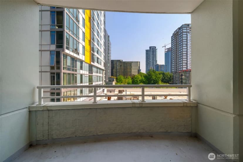 Property photo for 2600 2nd Ave #615, Seattle photo 16
