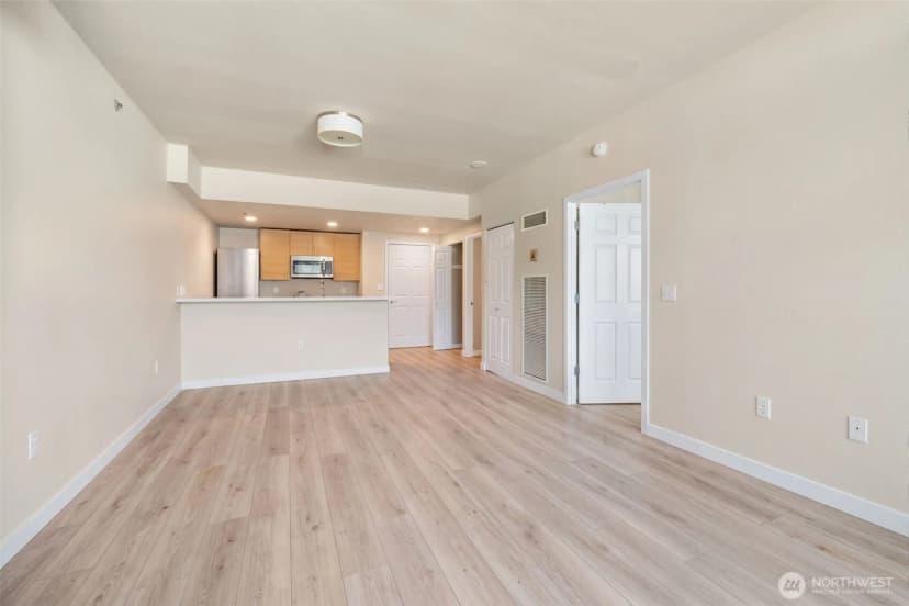 Property photo for 2600 2nd Ave #615, Seattle photo 7