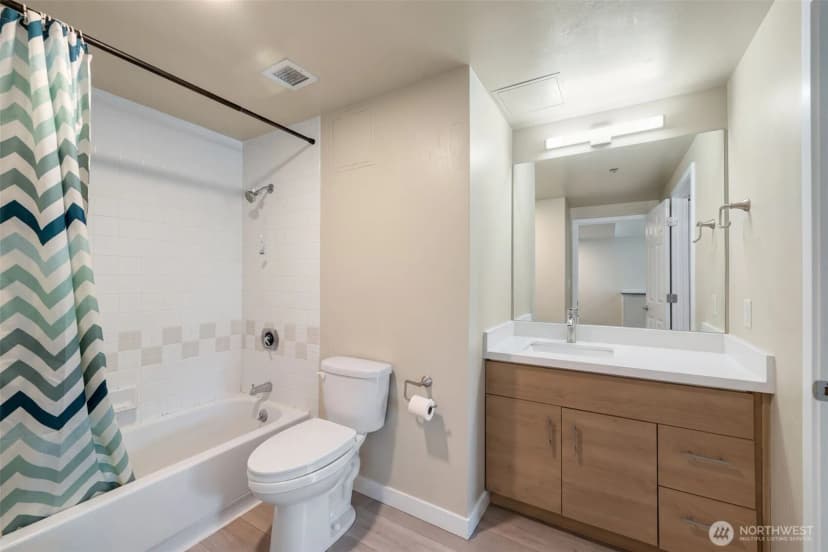 Property photo for 2600 2nd Ave #615, Seattle photo 15
