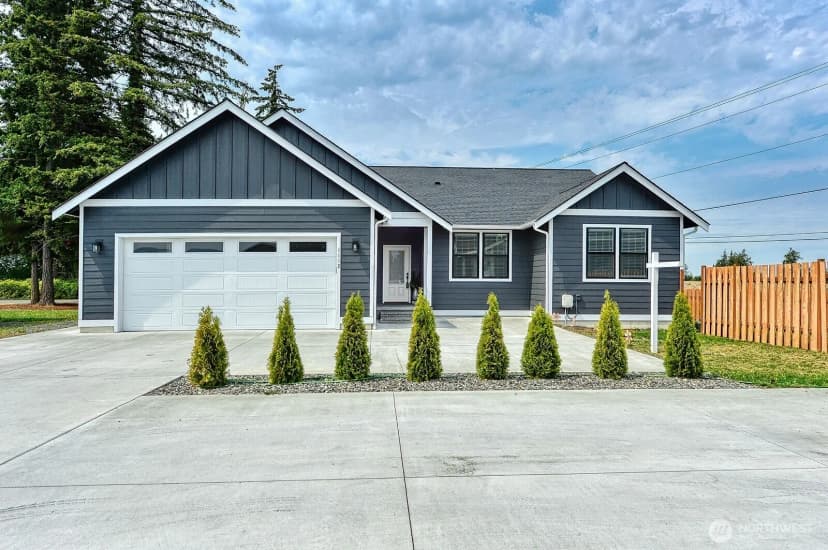 Property photo for 1112 Falcon Court, Everson