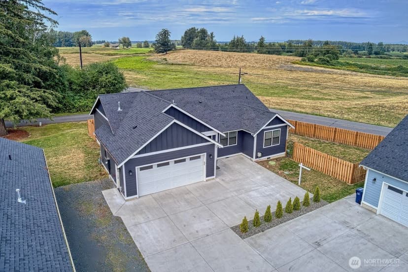 Property photo for 1112 Falcon Court, Everson photo 3