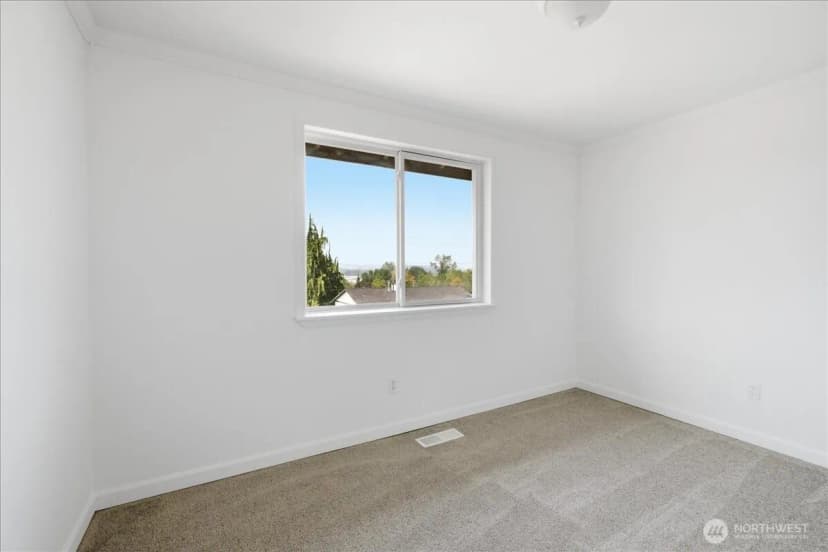 Property photo for 3618 Morris Avenue S, Renton photo 23