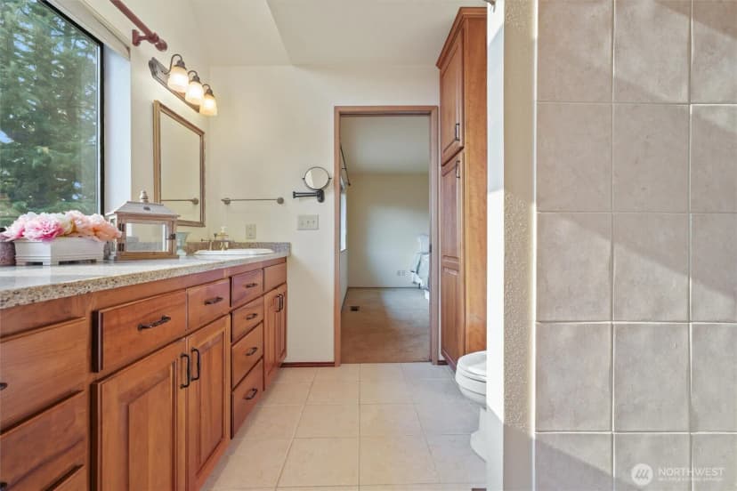 Property photo for 2914 Cedar Avenue S, Renton photo 16