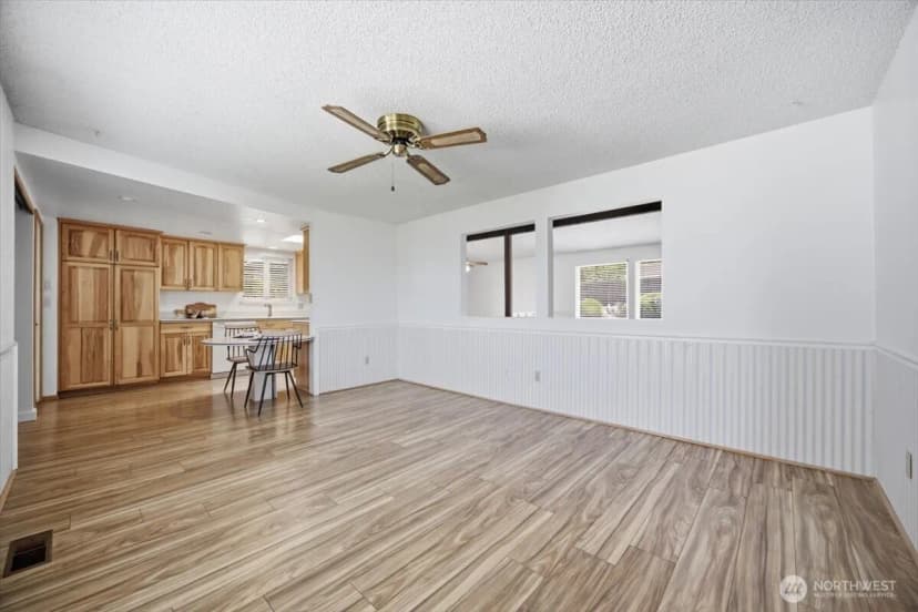 Property photo for 5915 W Victoria Ave, Kennewick photo 3