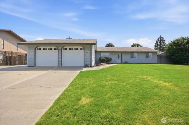 Property photo for 5915 W Victoria Ave, Kennewick