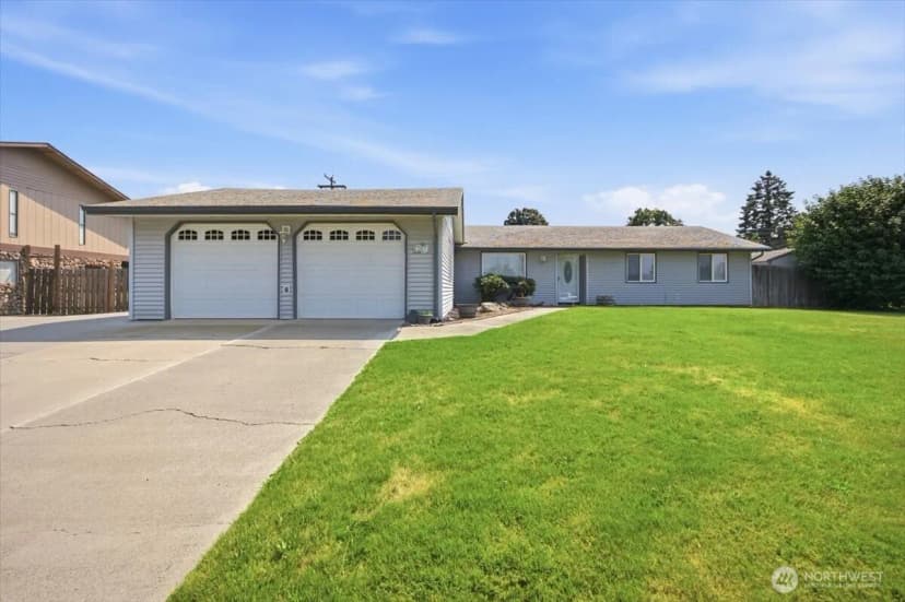 Property photo for 5915 W Victoria Ave, Kennewick