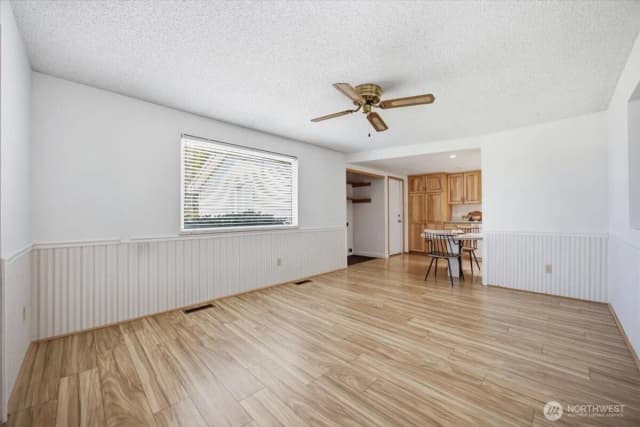 Property photo for 5915 W Victoria Ave, Kennewick photo 4