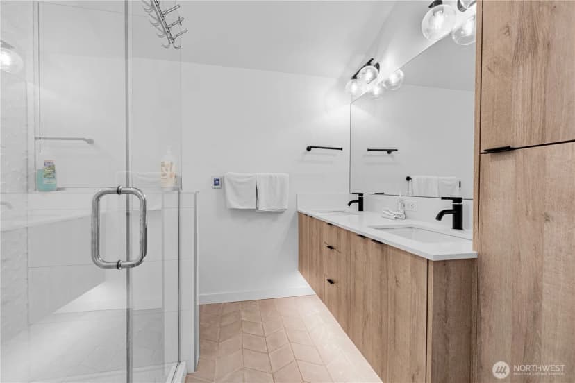Property photo for 3307 Wetmore Avenue S #b, Seattle photo 15