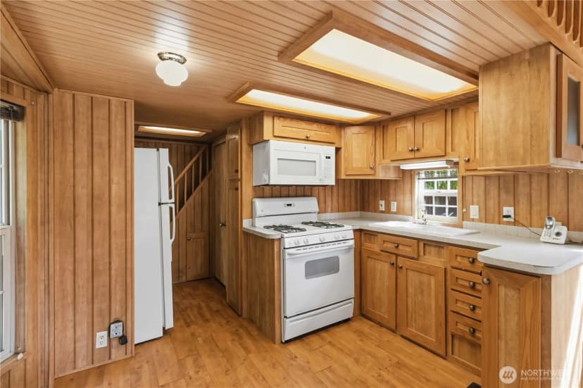 Property photo for 2241 Kalama River Road, Kalama photo 12