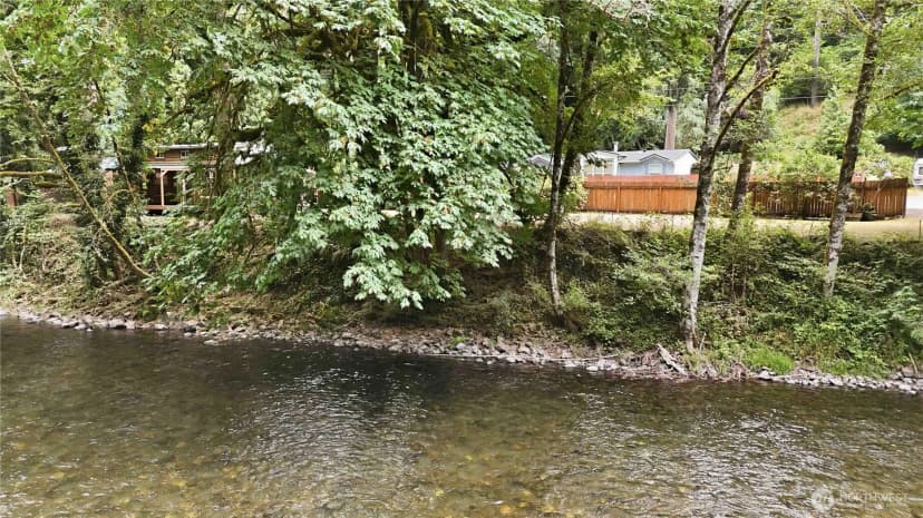Property photo for 2241 Kalama River Road, Kalama photo 26