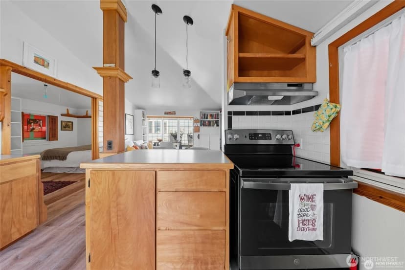 Property photo for 2727 Fairview Avenue E #18, Seattle photo 19