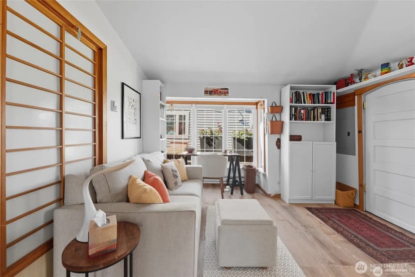 Property photo for 2727 Fairview Avenue E #18, Seattle photo 9