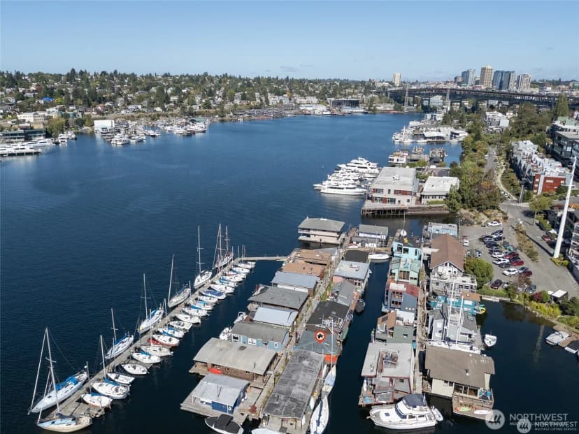 Property photo for 2727 Fairview Avenue E #18, Seattle photo 35