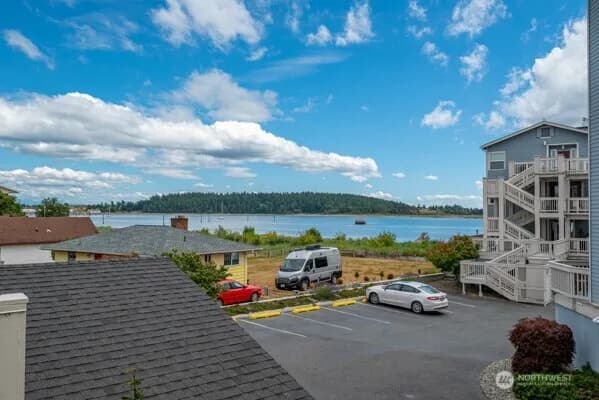 Property photo for 651 Se Bayshore Drive #b201, Oak Harbor photo 5