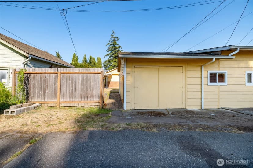Property photo for 2615 Lincoln Street, Bellingham photo 37