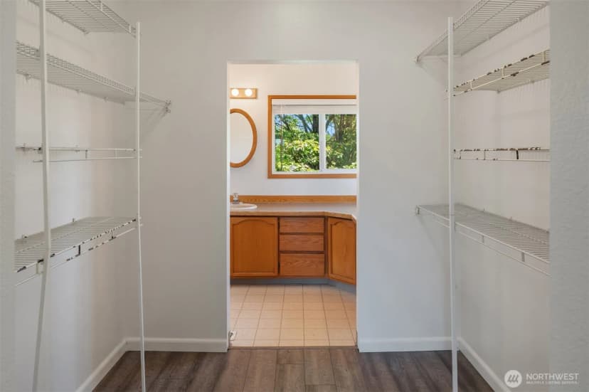 Property photo for 8815 18th Avenue Sw, Seattle photo 12