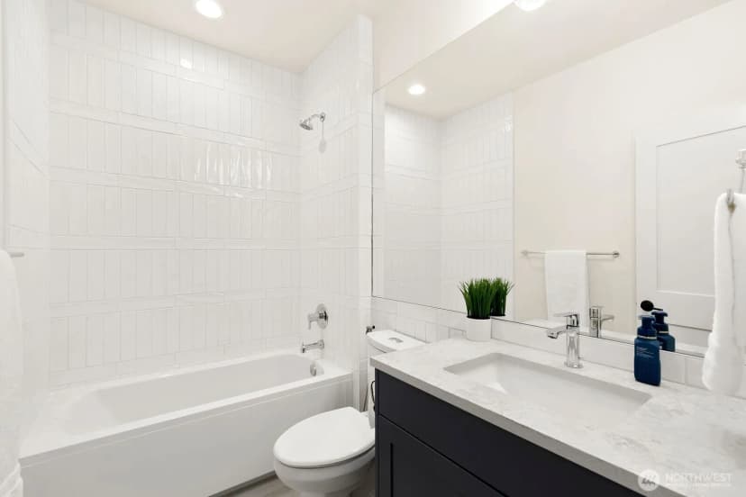 Property photo for 13017 Ne 113th Street #1, Kirkland photo 25