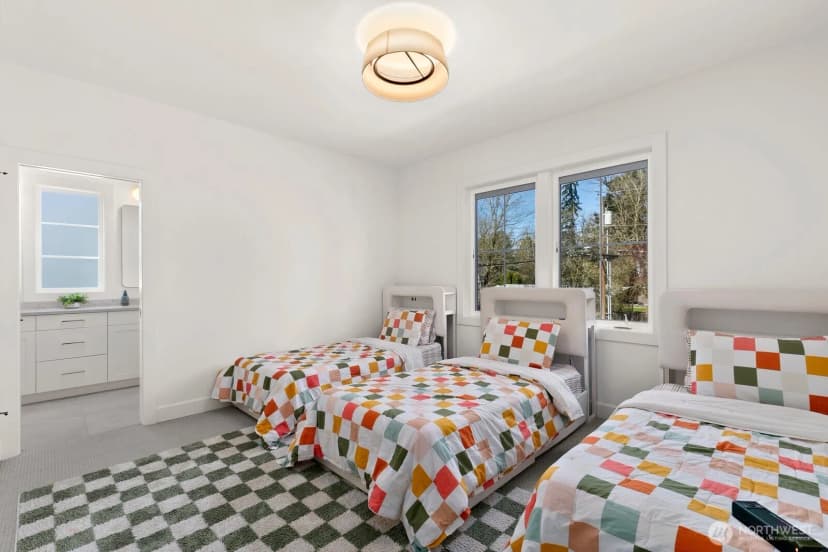 Property photo for 13017 Ne 113th Street #1, Kirkland photo 26