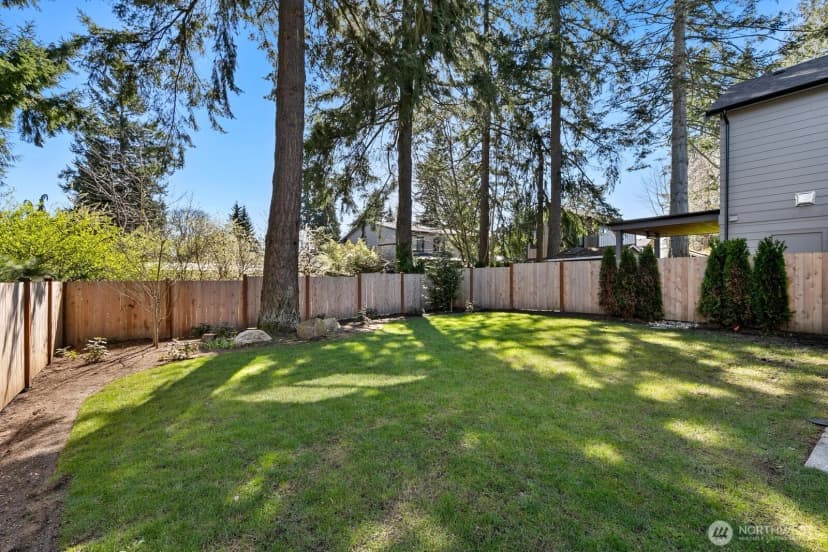 Property photo for 13017 Ne 113th Street #1, Kirkland photo 34